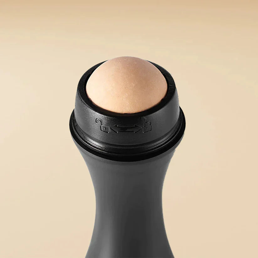 Glamevia™ - Oil Absorbing Volcanic Roller